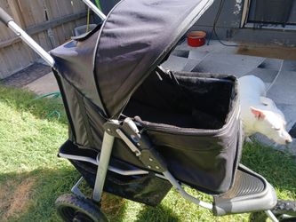 Paws & Pals 3 Wheel Elite Stroller