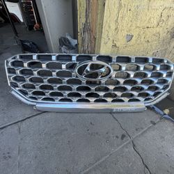 2021-2023 Hyundai Santa Fe Upper Grill