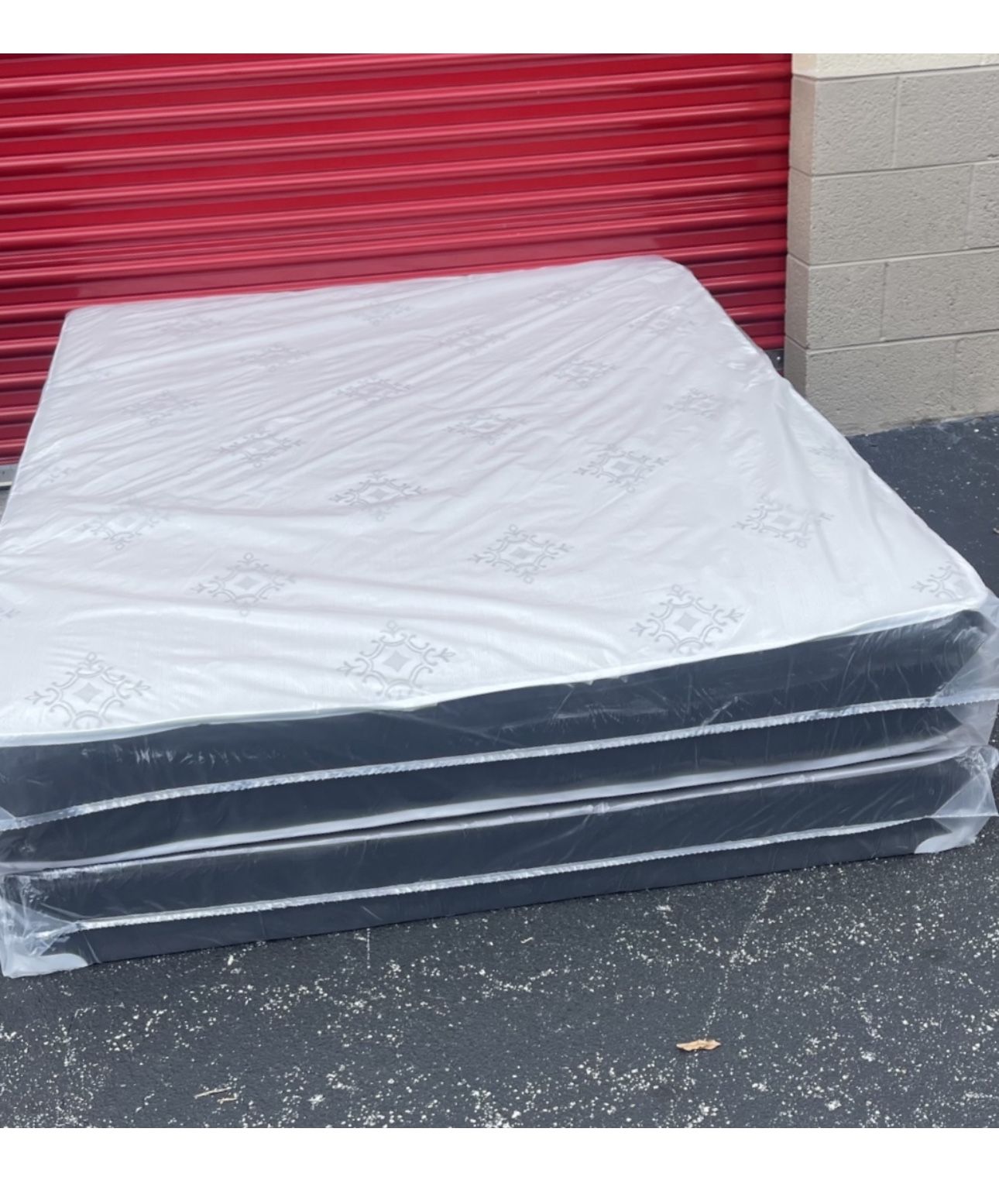 NEW Mattress Full Size With Box Spring // Offer 🚚