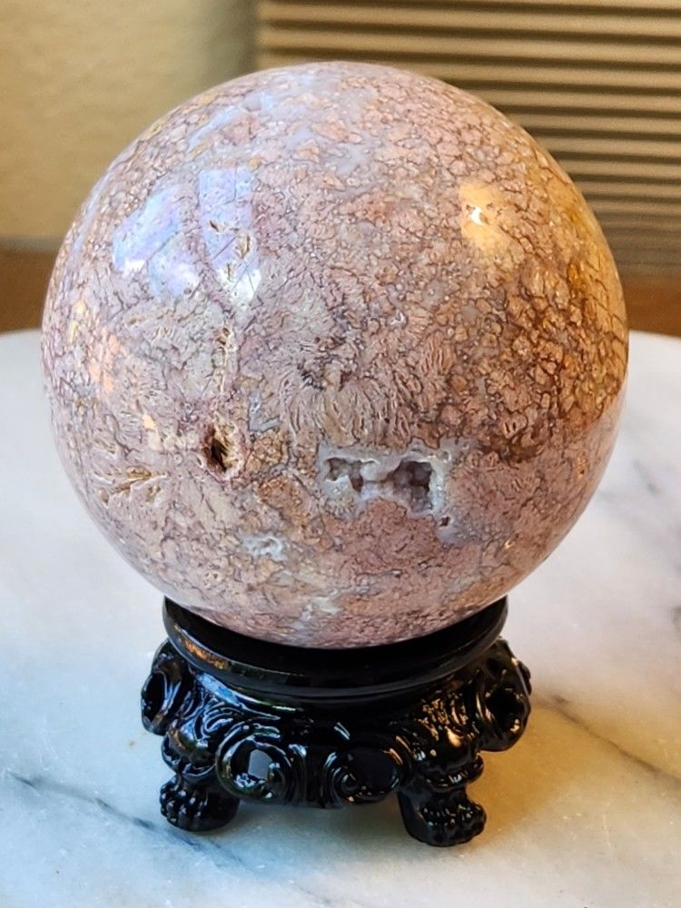 0.94 Lbs (425 g) Pink Agate Sphere Quartz Crystal