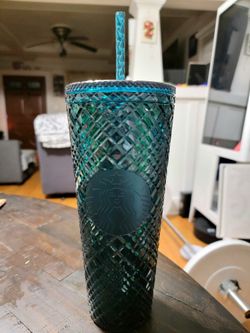 Starbucks Holiday Diamond Cut GREEN CUP