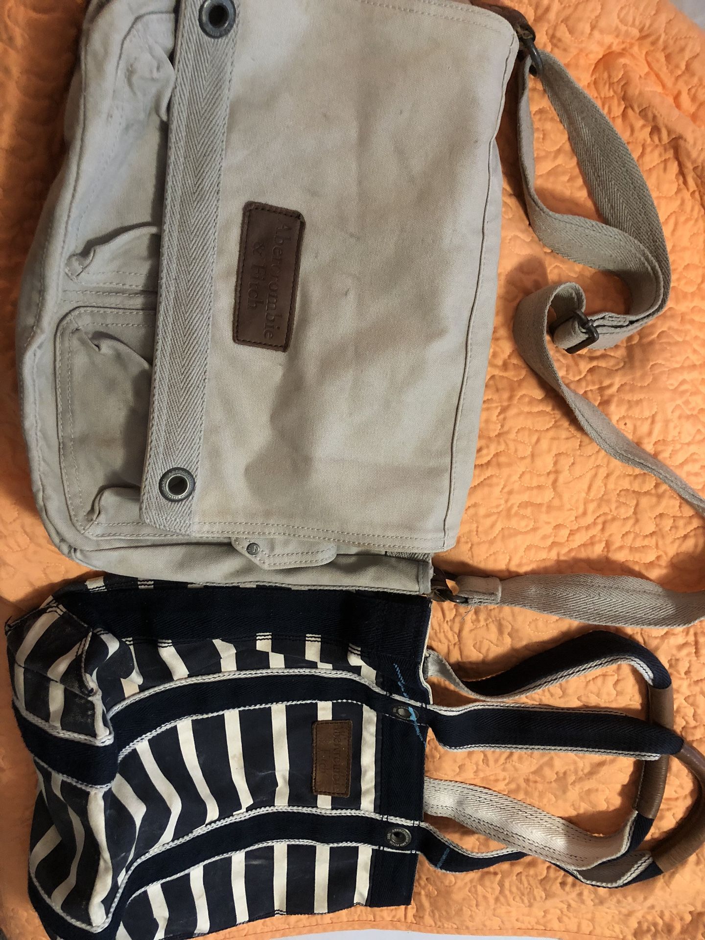 Abercrombie & Fitch Tote Bag & Messenger Bag