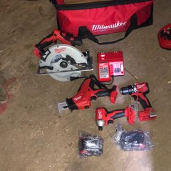 4 Pac Milwaukee Combo Set