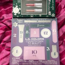 2 Cosmetic Gift Set For $5