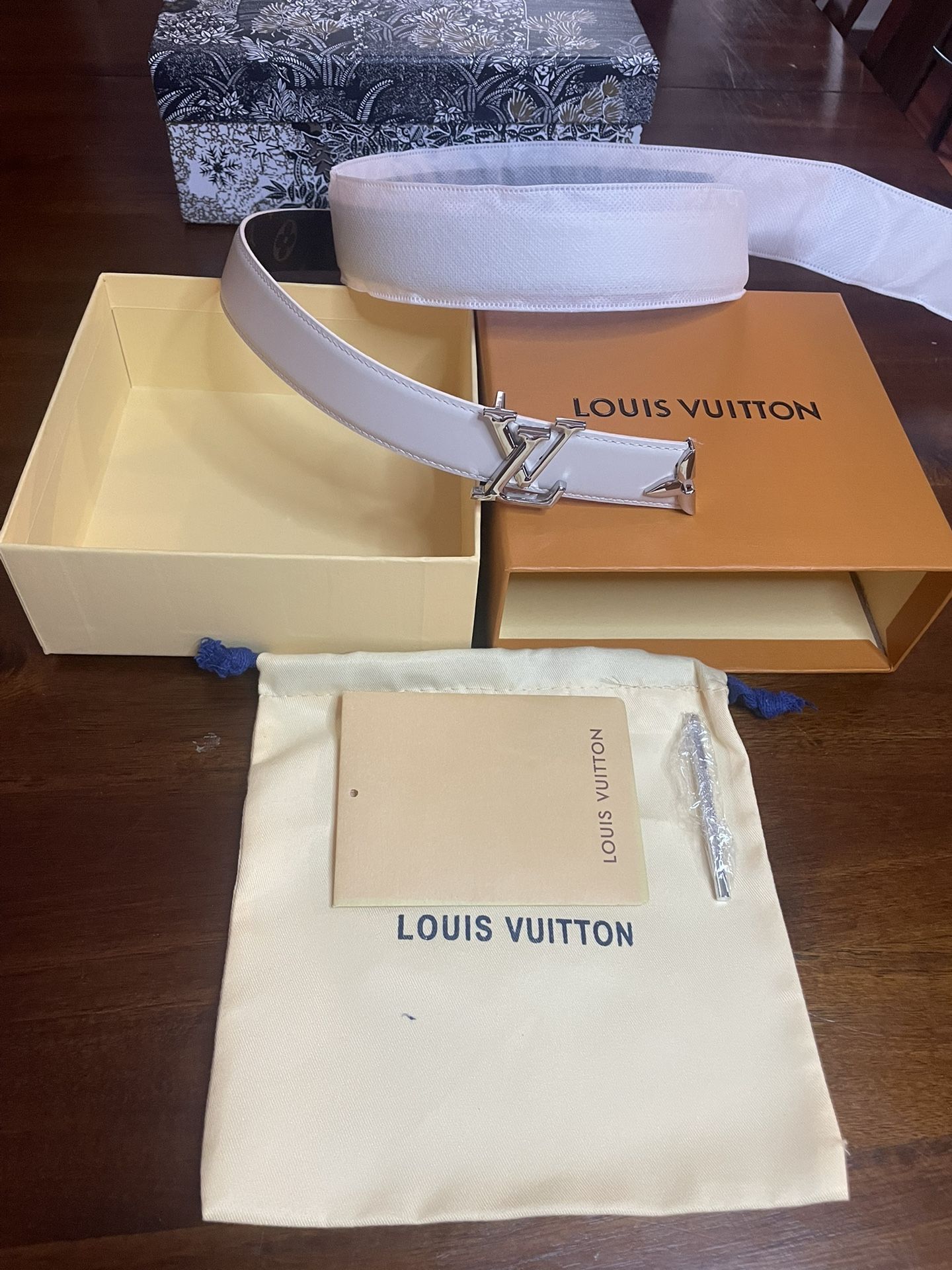 LV Belt