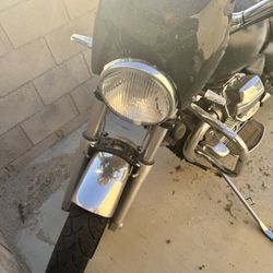 2011 MOTO GUZZI CALIFORNIA 