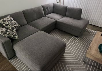 Sectional couch