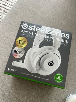 Steelseries Arctis Nova 5X Wireless headphones White