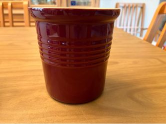Like New Vintage “ Pampered Chef” Stoneware Bread Crock/Utensil Holder