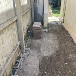 FREE BRICKS AVAILABLE