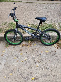 Mongoose 20" Outer Limits Bicycle