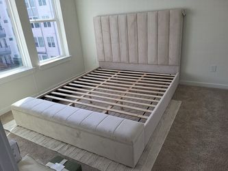 NEW IN BOX Beige Platform Storage Bed Frame King, Queen Size FINANCE available $54 down pmt