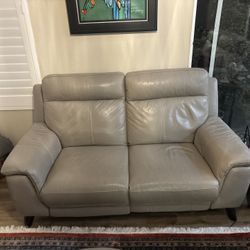 2 Recliners 