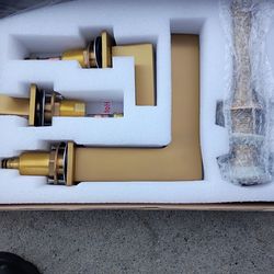 2. Handle. Bathroom  faucet. New.