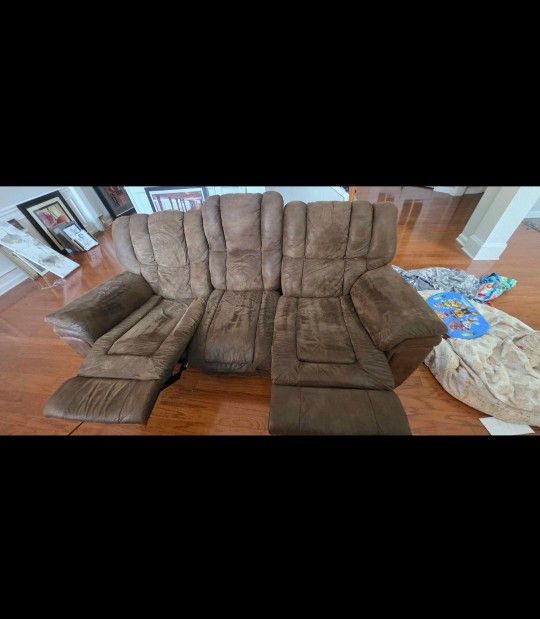 Sofa /love Seat