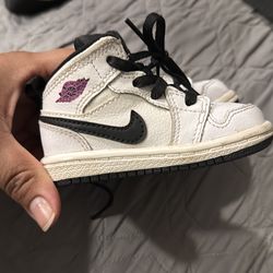 Toddler shoes
