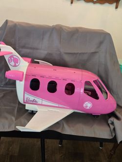 2019 Mattel Barbie Dream Plane Jumbo Airplane Vacation Jet Playset #GDG76