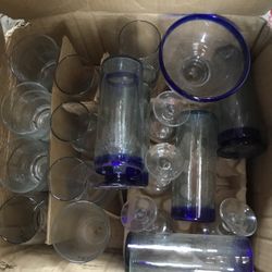 Cajas De Vasos, Copas. etc. $20 Cada Caja.