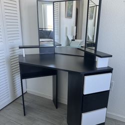 Cue Vanity / Desk 