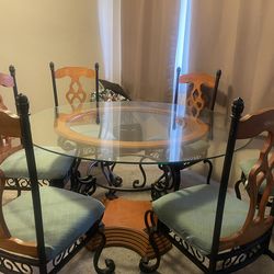 Round Glass table