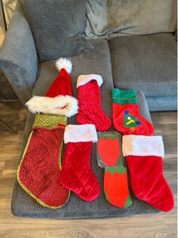 Various stockings and Santa hat-8 count