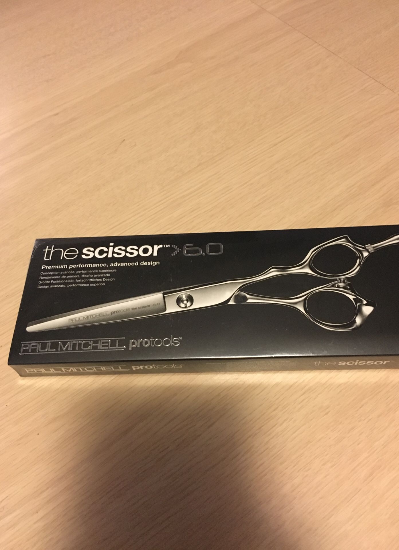 Paul Mitchell scissor 6.0 never been opened