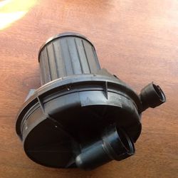 Secondary air pump For Audis And Volkswagen  Early  2000