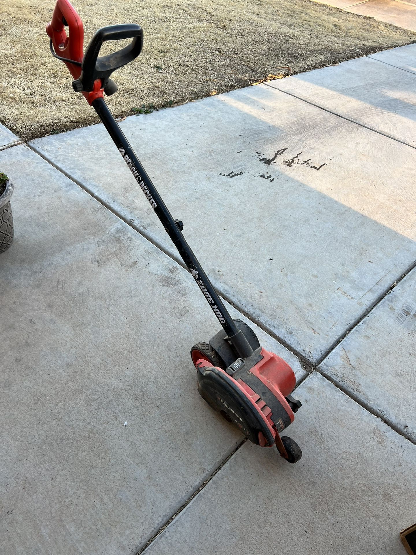 Lawn Edger for Sale in Odessa, TX OfferUp