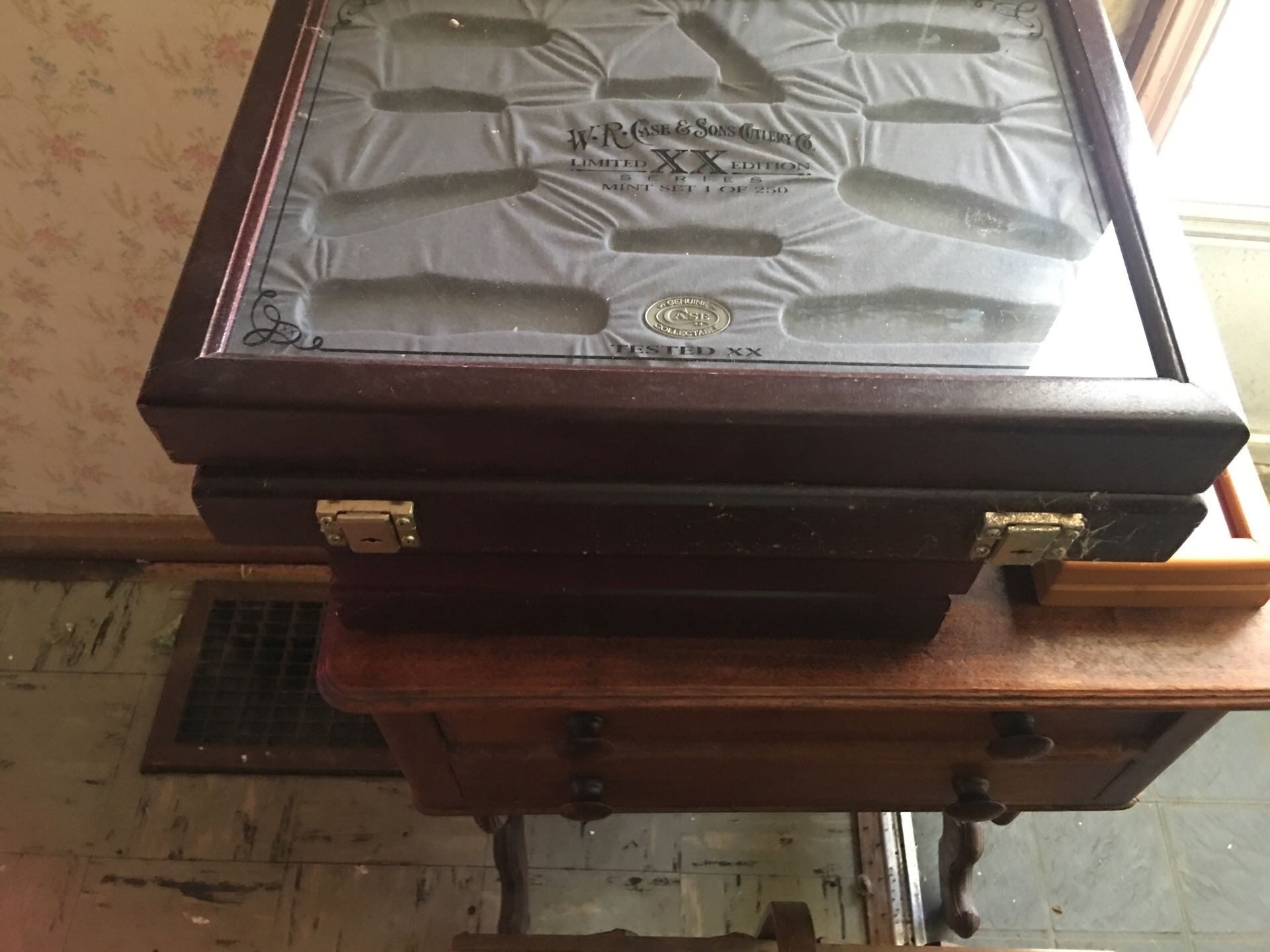 Case display cases , I have 15 in all make offer