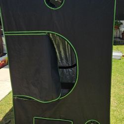 Grow Tent (New)