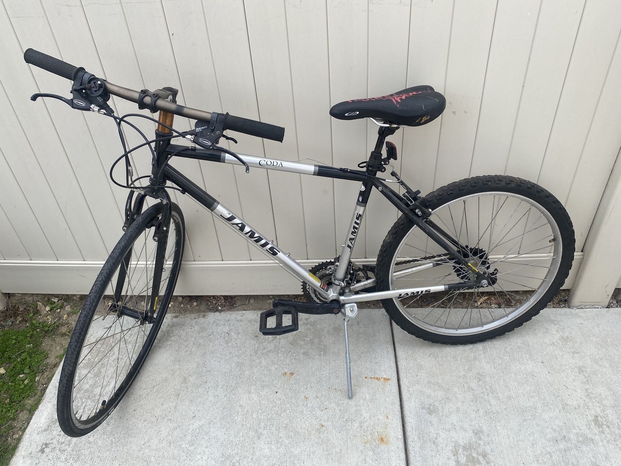 17.5 Jamis Coda Sport Bicycle