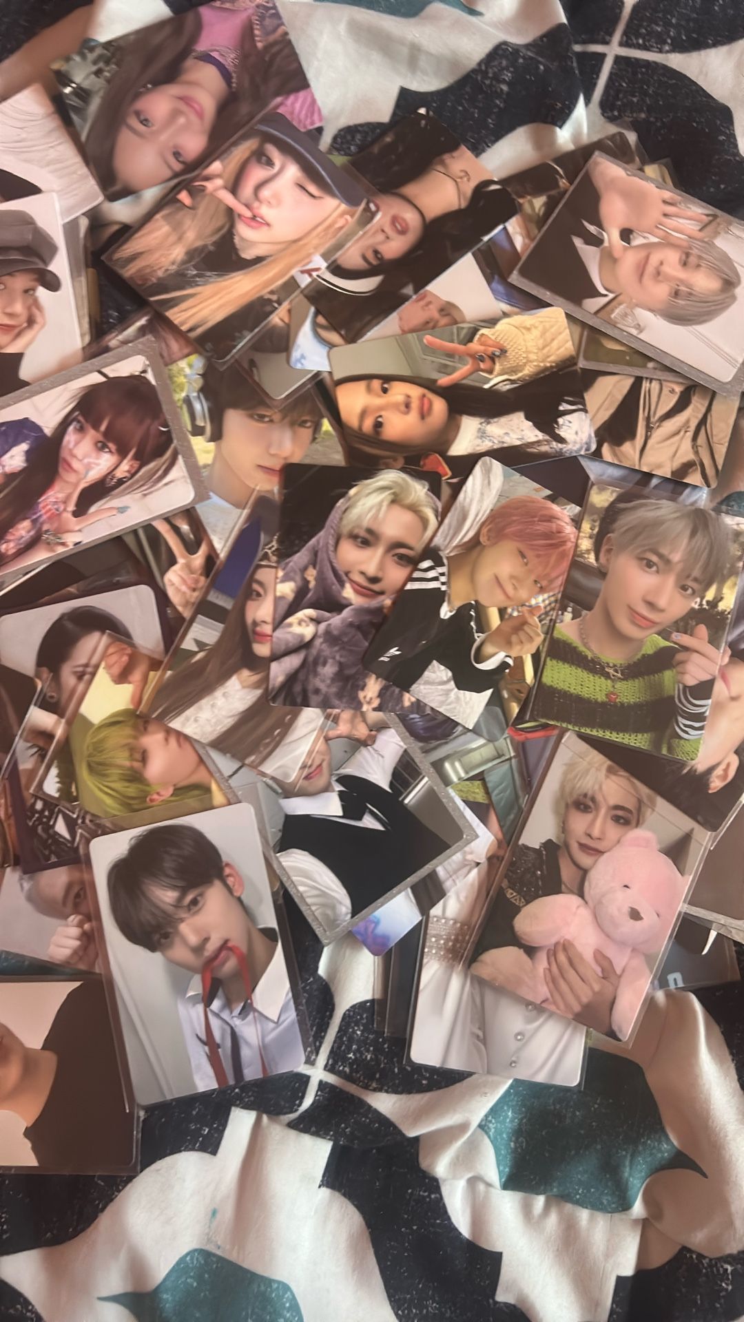 Mystery Kpop Bundle 