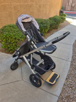 UPPAbaby Vista Stroller Bundle - 2 Seats, Bassinet & PiggyBack Board