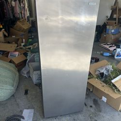 Vissani Standing Fridge/Freezer Stainless Steel MDUFC7SS