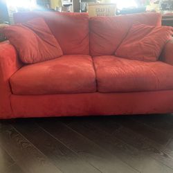 Loveseat Red 