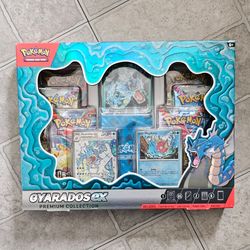Gyarados & Charizard ex Premium