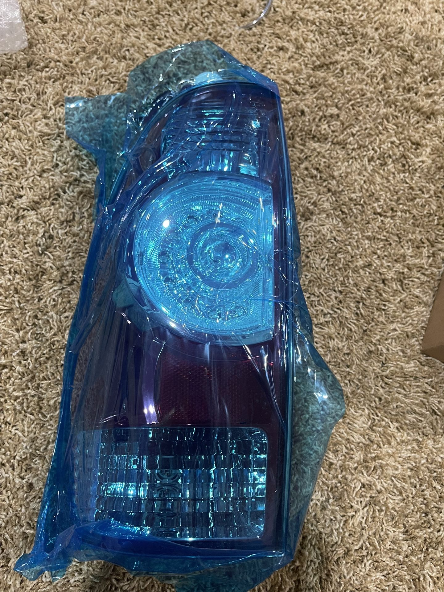 Toyota Tacoma 2005 -2015 Driver Side Tail Light