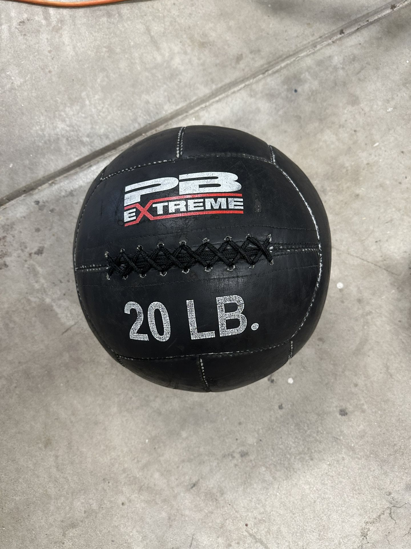 Wall Ball PB extreme Medicine Ball
