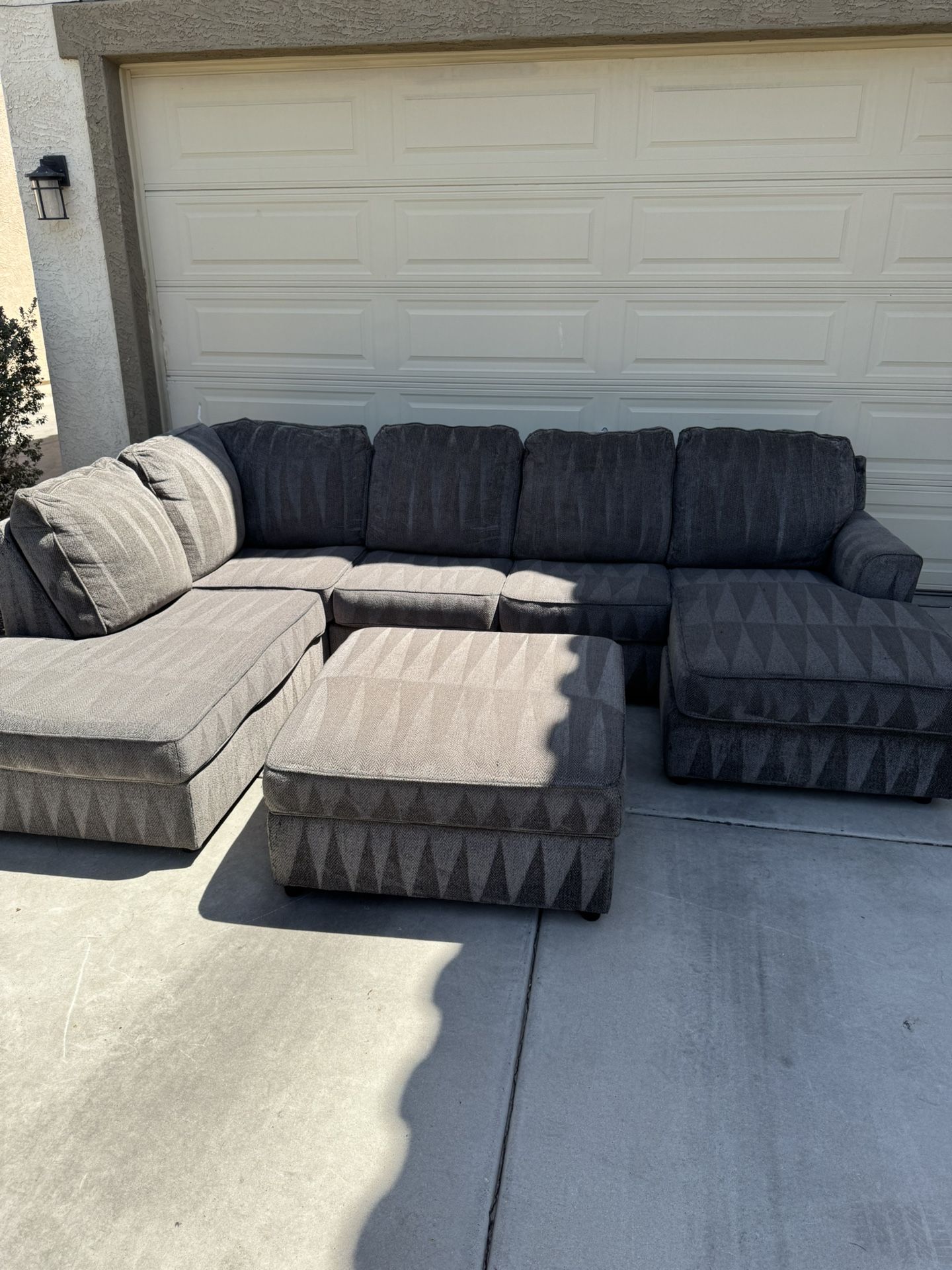 Modern Grey Sectional With Ottoman
