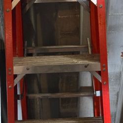 6 foot ladder
Brand-Werner