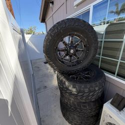 Ballistic Off-Road 18s w/ 33s (5x150)