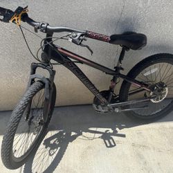 Schwinn sidewinder mountain Bike