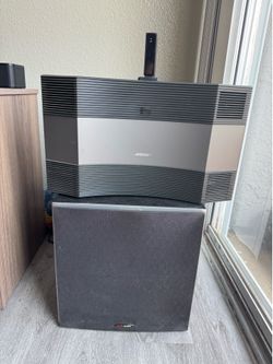 Speaker system with subwoofer