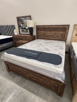 4  PC QUEEN BEDROOM SET