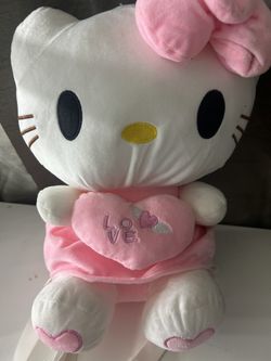 Hello Kitty Clean and Very Good Condition