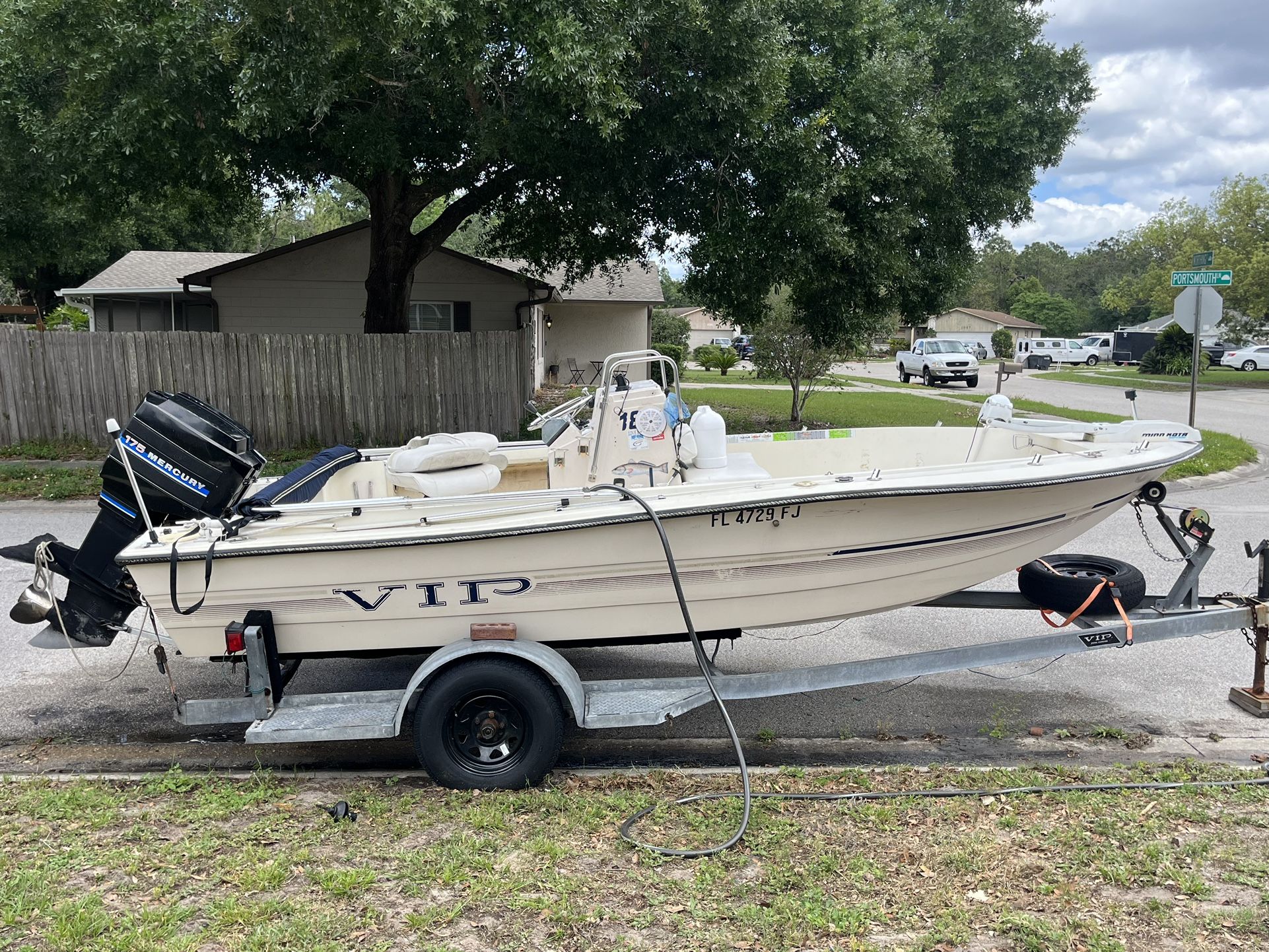 18ft VIP Boat