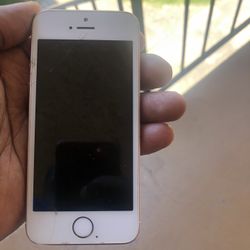 iPhone 5s Does Not Come On ( Can Be Used For Parts)