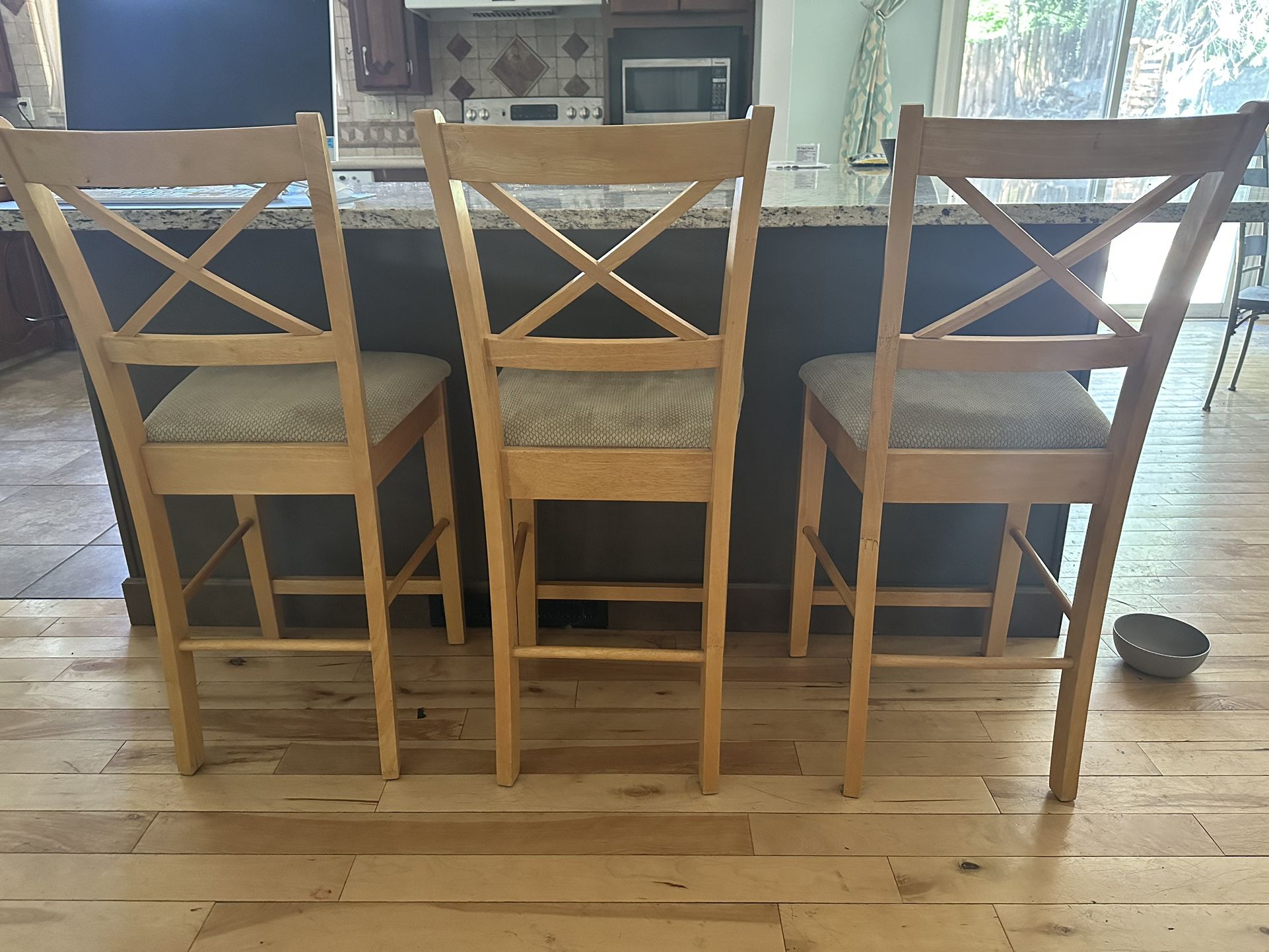 3 Bar Stools