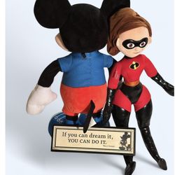 Disney Plush Collectible Set – Mickey Mouse, Elastigirl & Motivational Quote Display