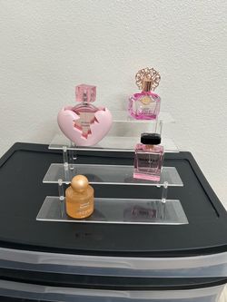 Clear acrylic perfume stand/holder